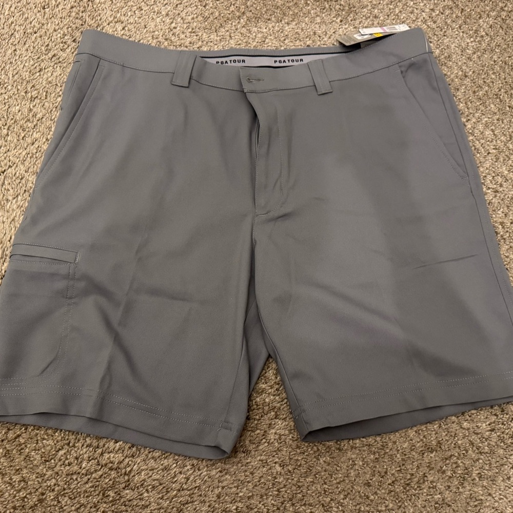 Grey PGA Tour men’s active waistband shorts moisture wicking Size 38 NWT